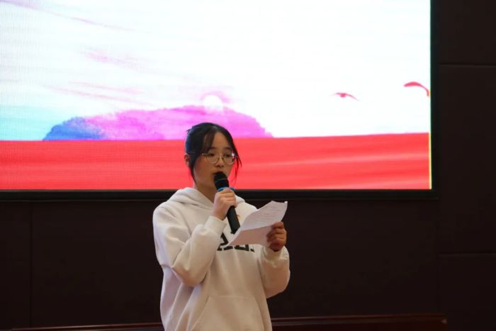 1611622137(1).jpg